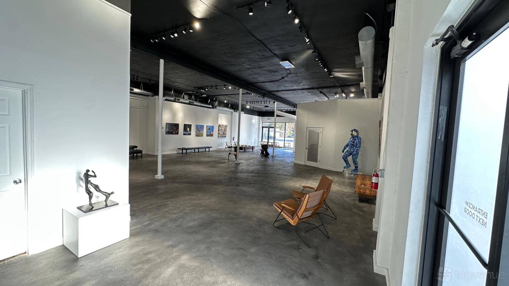 Emporium B Gallery 22
