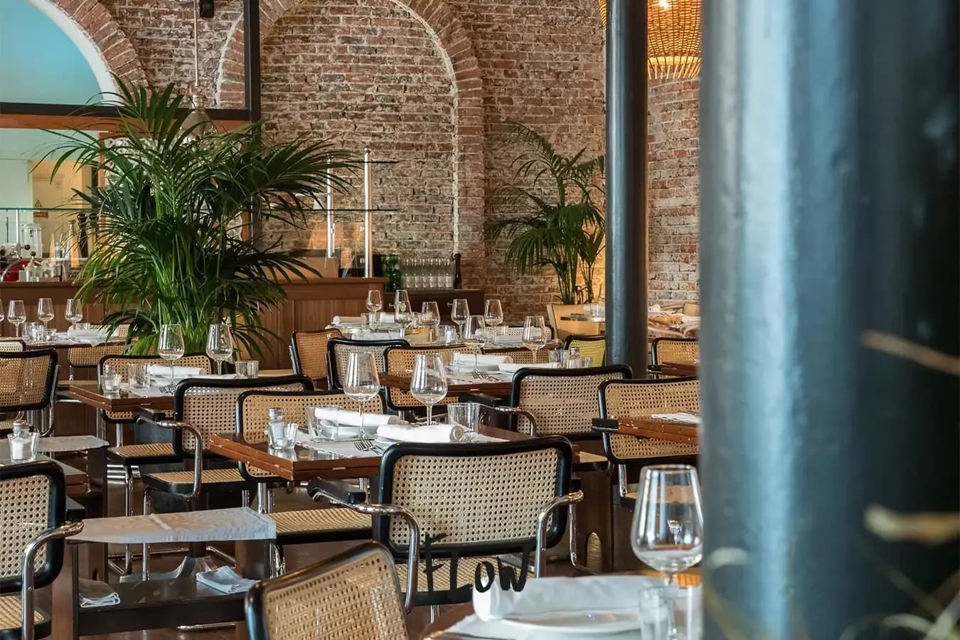Flow Restaurant 10