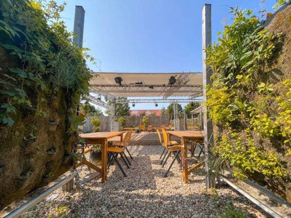 Open-Air Auber Garden 3
