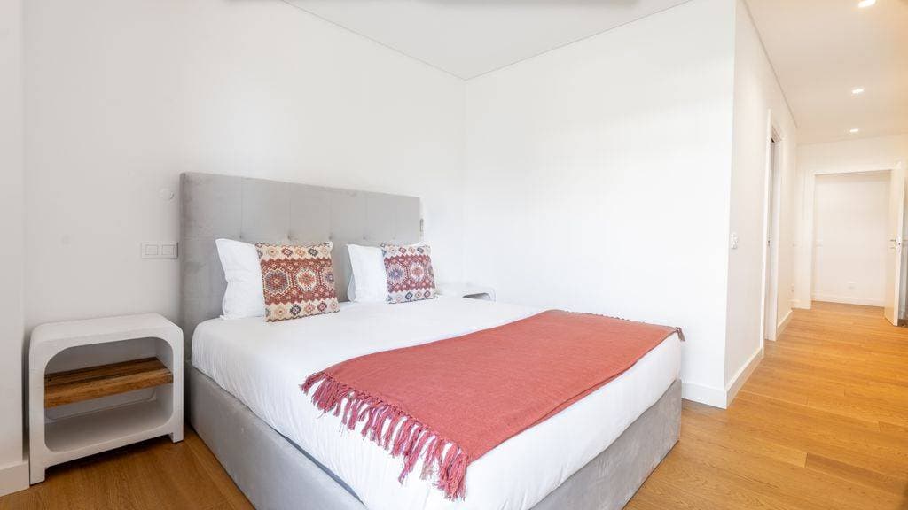 Acqua Sensation Suites by LovelyStay 33