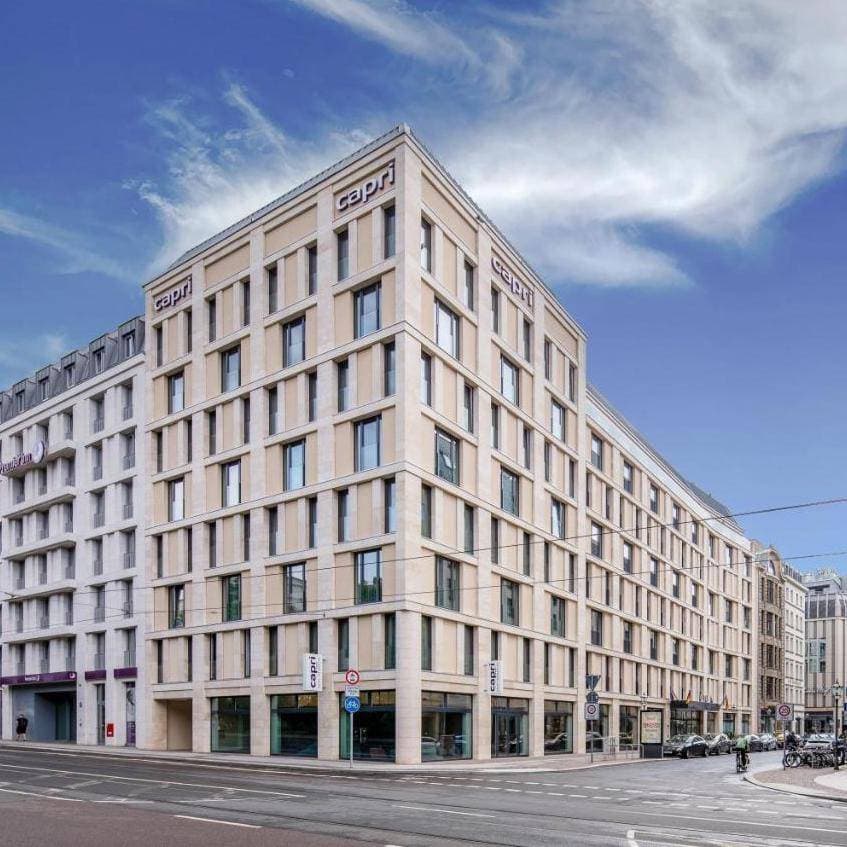 Capri by Fraser Leipzig