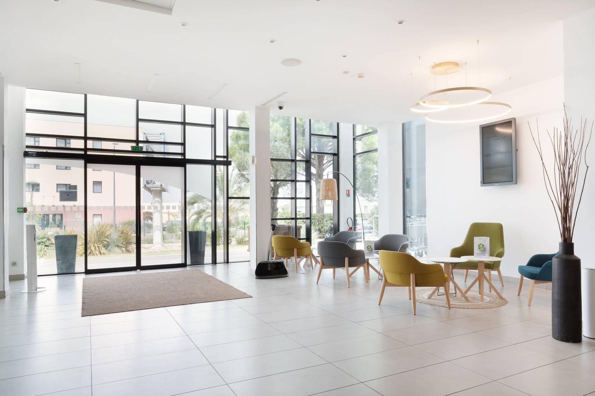 Holiday Inn Marseille Airport 2