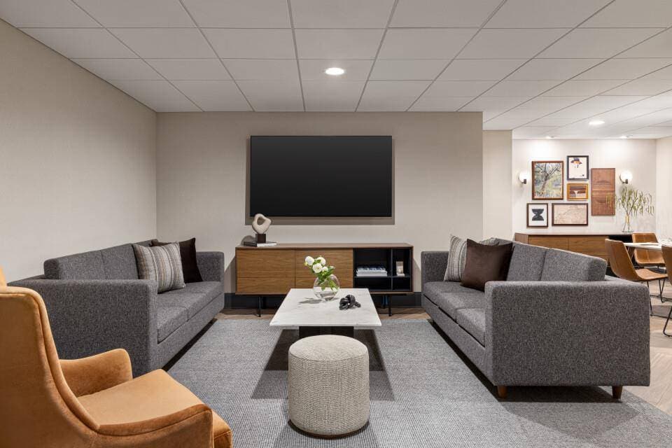 Crowne Plaza Louisville Airport Expo Ctr 43