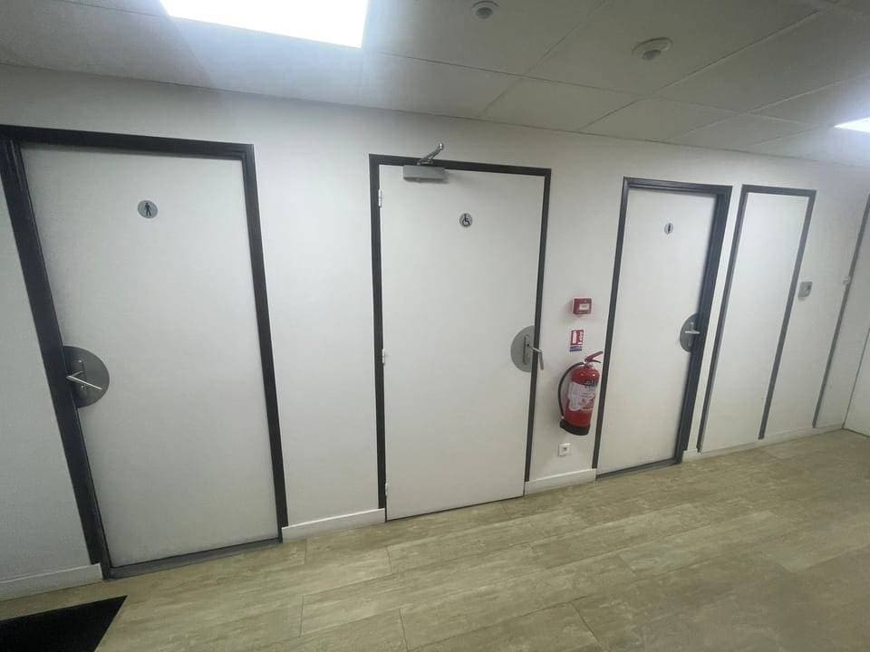 Bureau 200 m2 Face aux tours d'Asnières 4