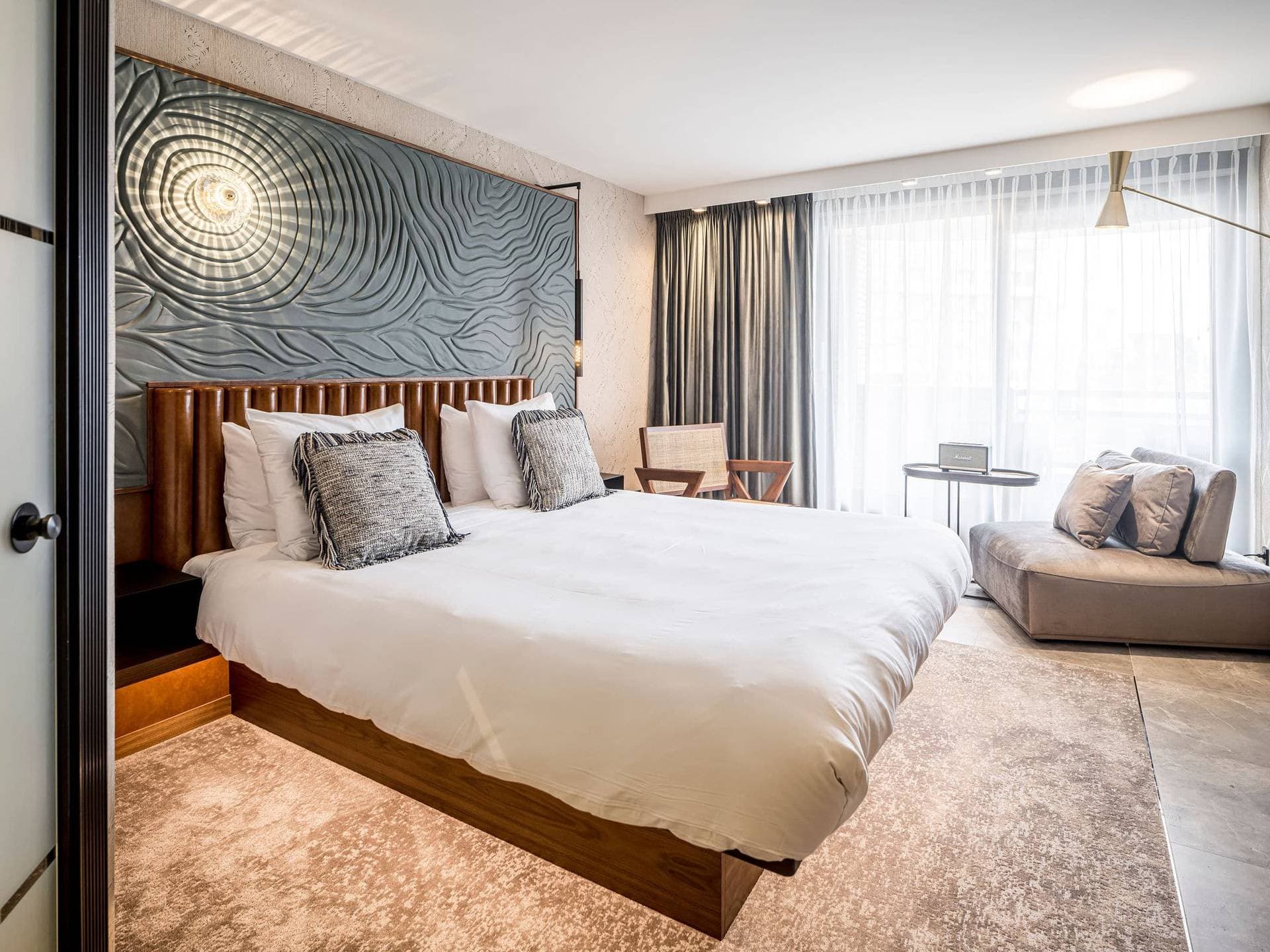 Alexander Hotel 11
