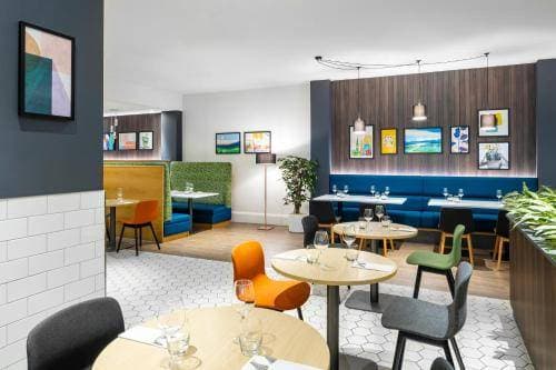 Holiday Inn Leicester City by IHG 11