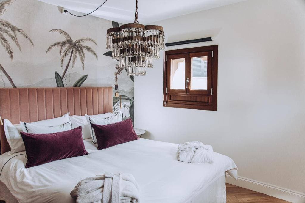Ocho Suites & Kitchen 6