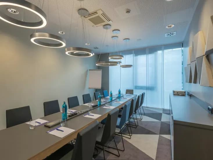 Holiday Inn Express Wuppertal - Hauptbahnhof 16
