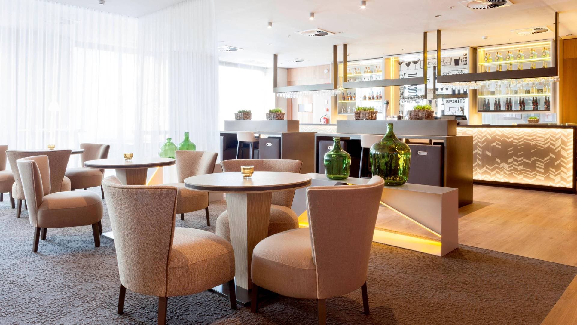 AC Hotel Diagonal L´Illa 11