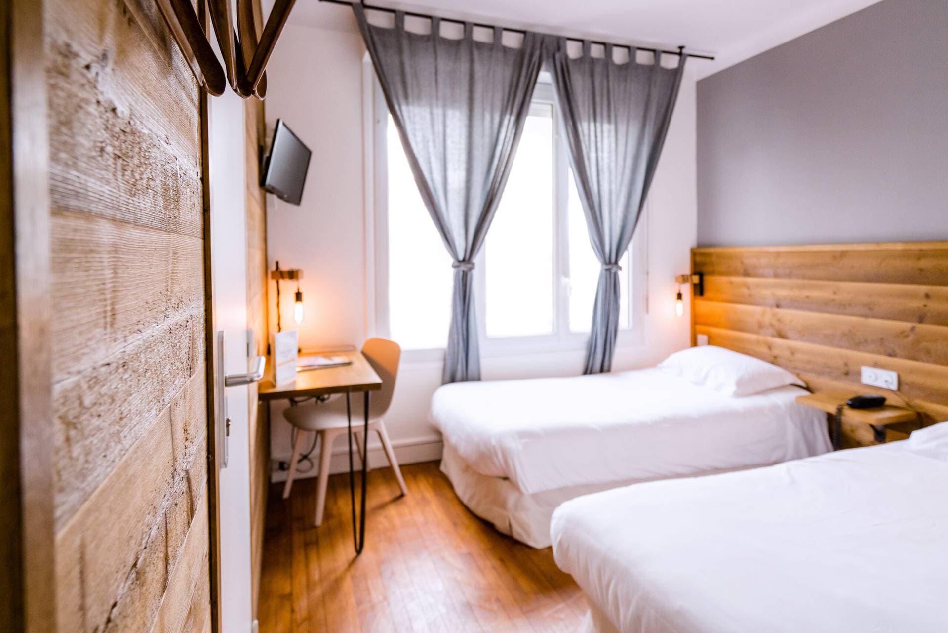 Hôtel Victor Hugo 11