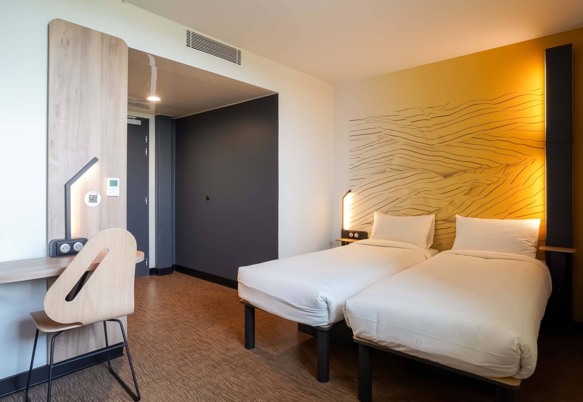 B&B HOTEL Paris Porte d'Orléans 8