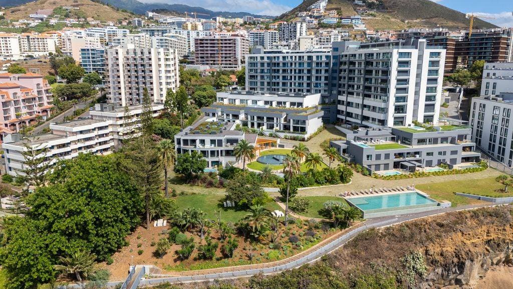 Acqua Sensation Suites by LovelyStay 67