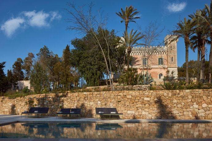 Castle Elvira - The Castle & The Cottage 17
