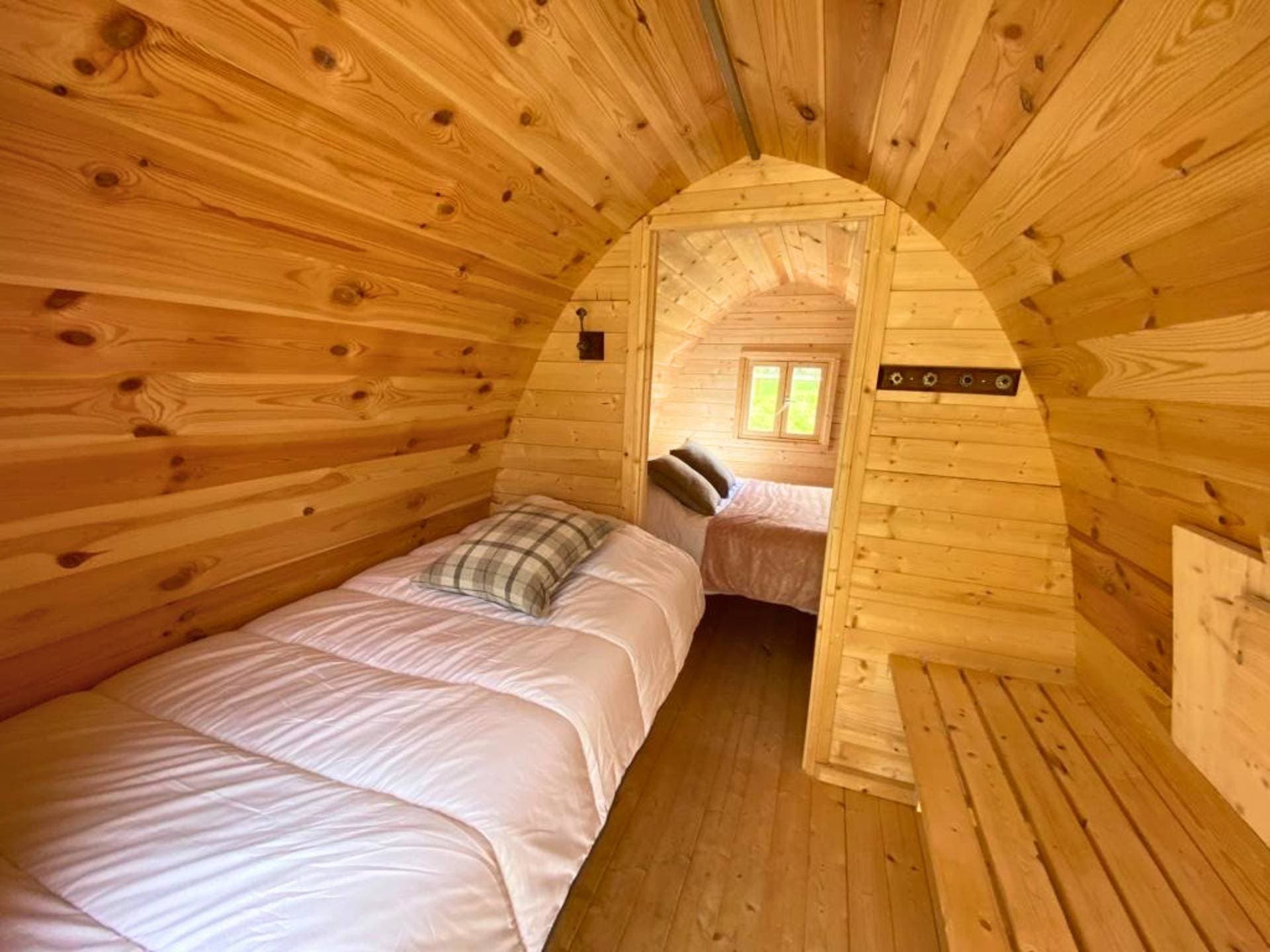 La Clef Decamp - Auberge St Vincent et Diligence 35pers 2 Gîtes : jacuzzi jeux 40