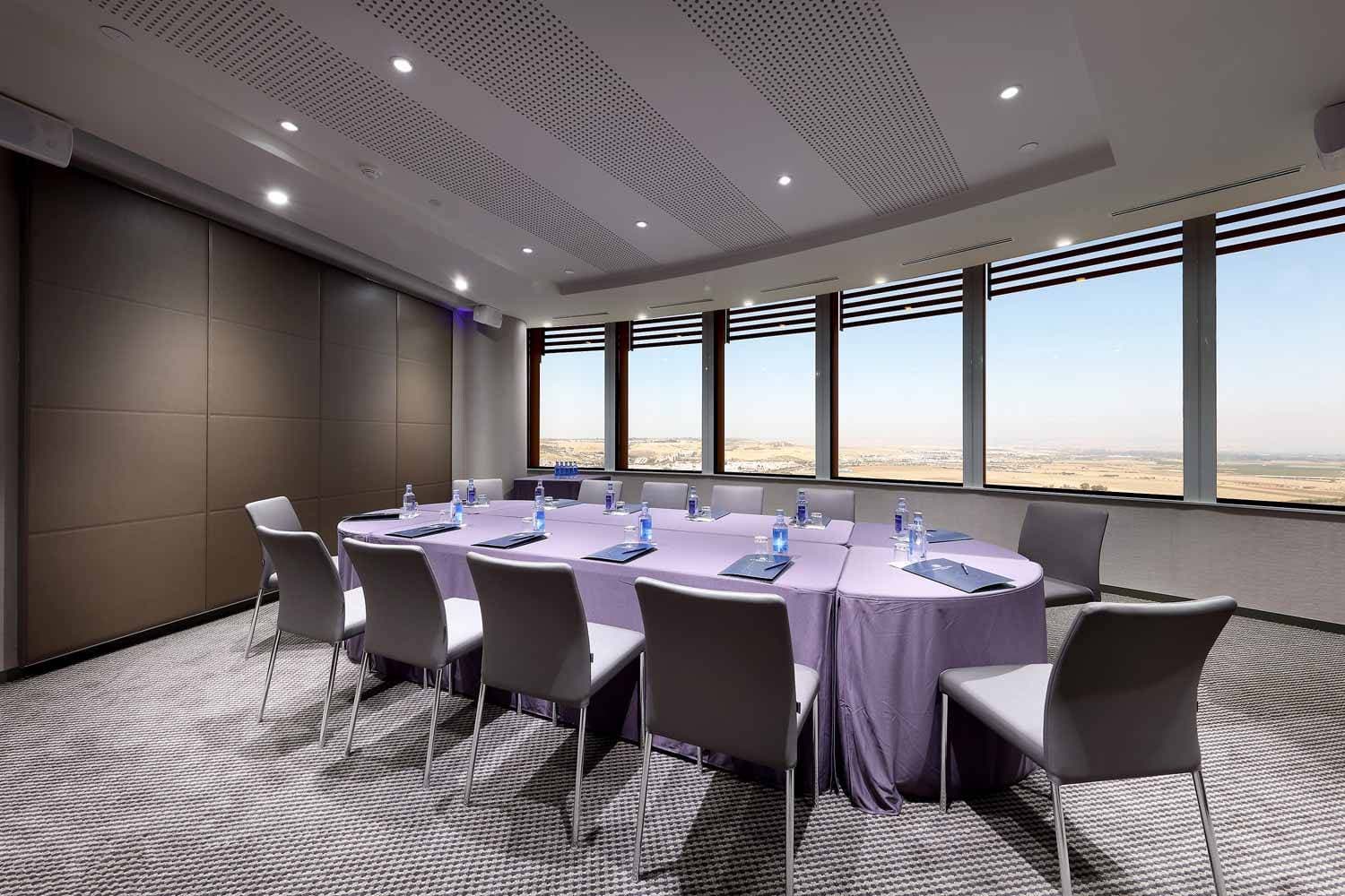 Eurostars Torre Sevilla 33