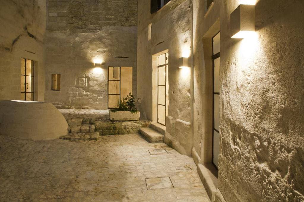 Corte San Pietro 6