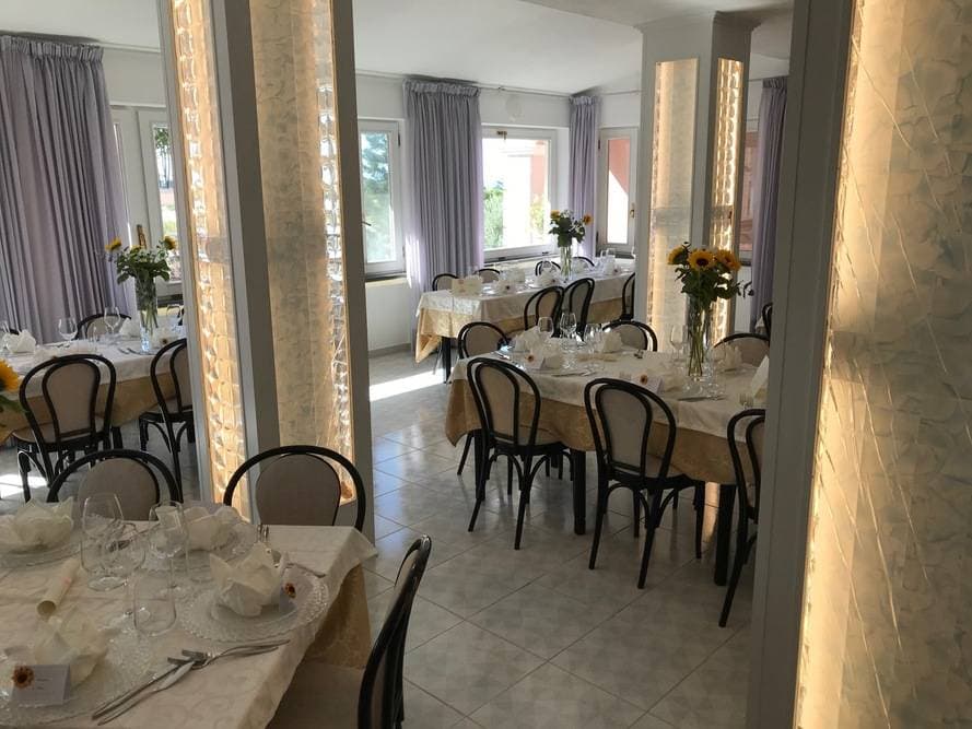 Hotel Ristorante Borgo La Tana 13