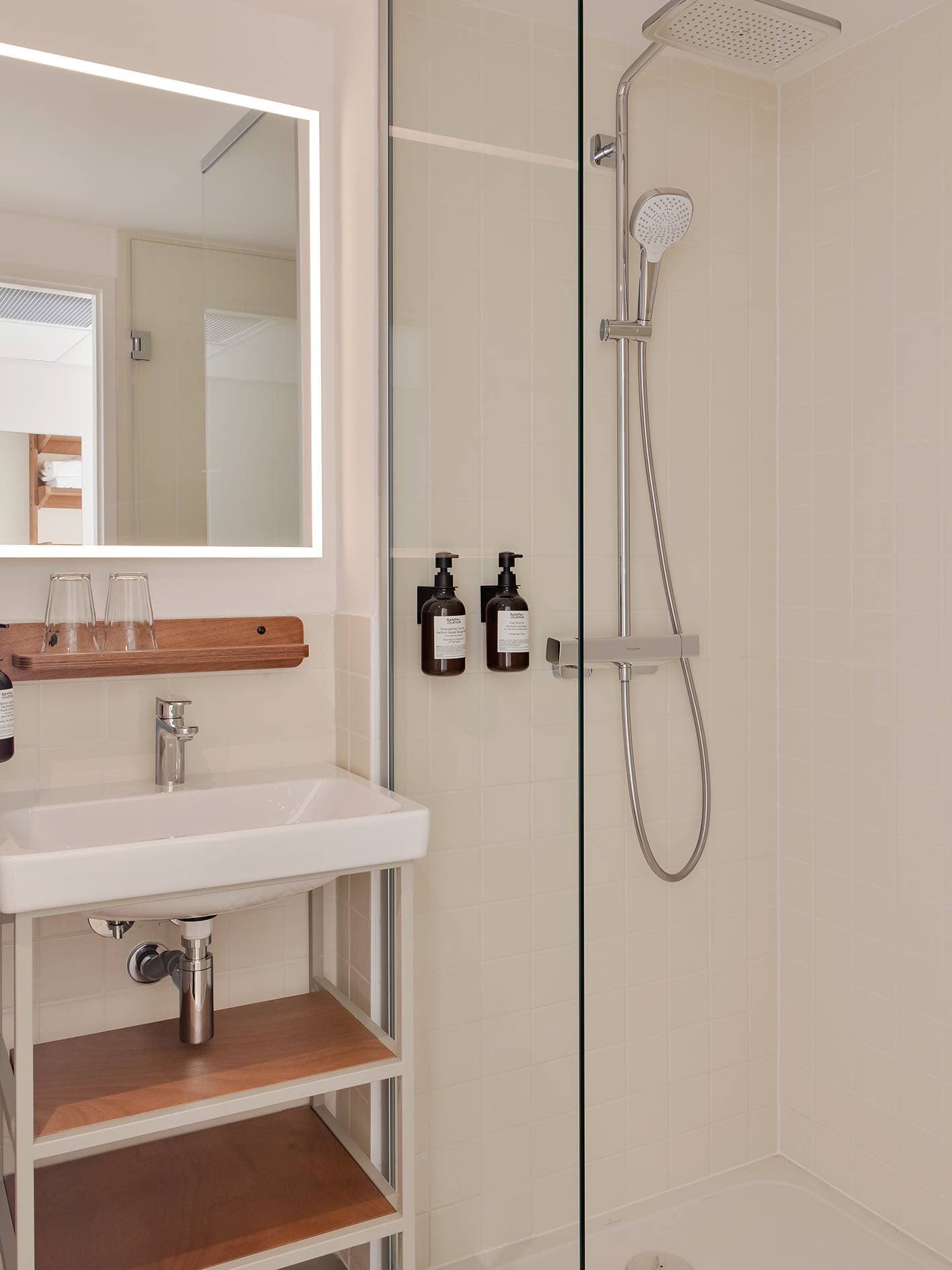 ALFRED HOTELS – Toulouse Centre Wilson *** 6