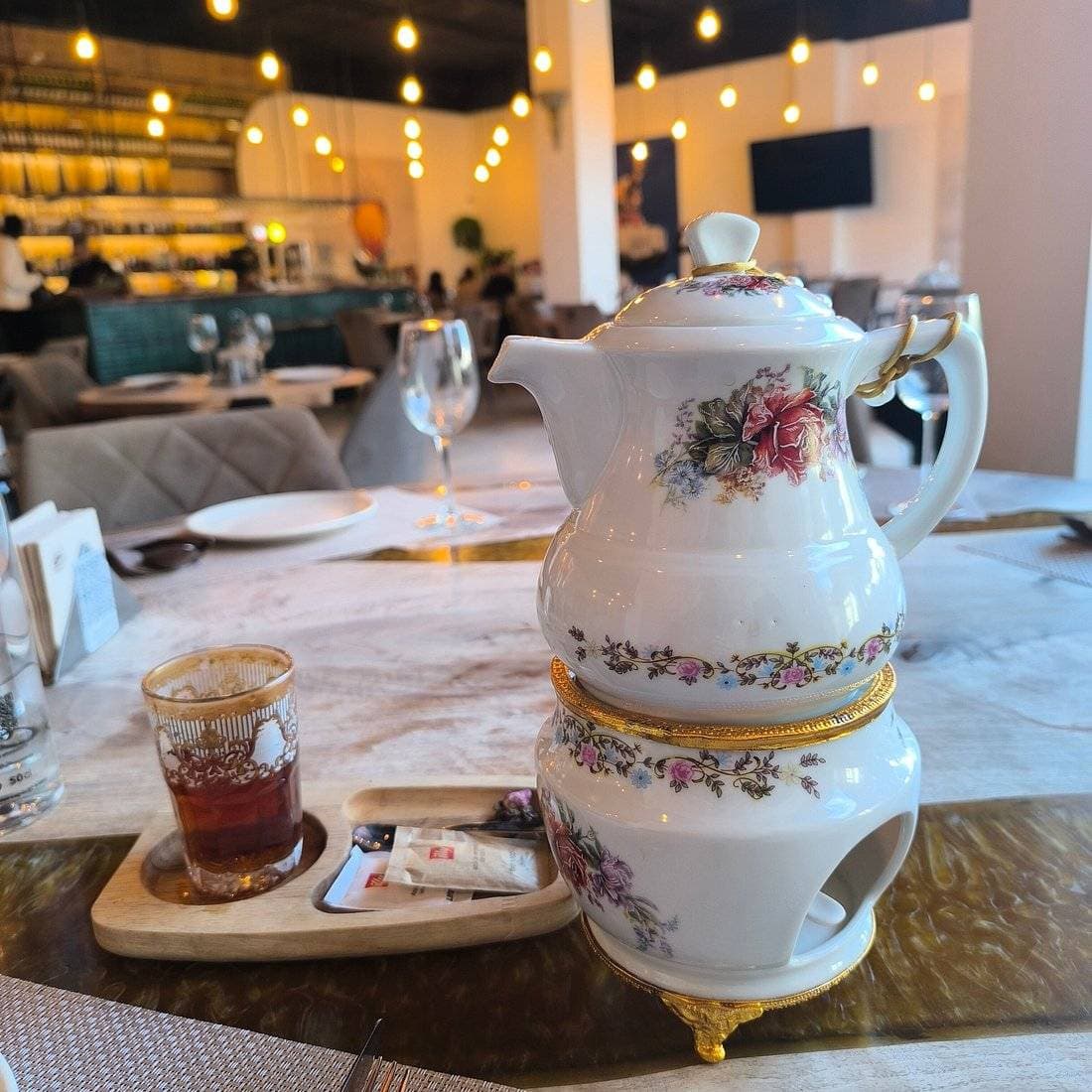 Toranj Restaurant 9