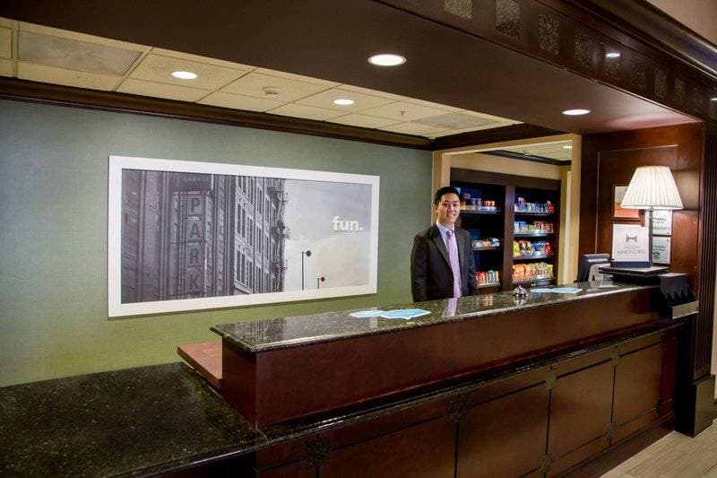 Hampton Inn & Suites Albany Downtown 18