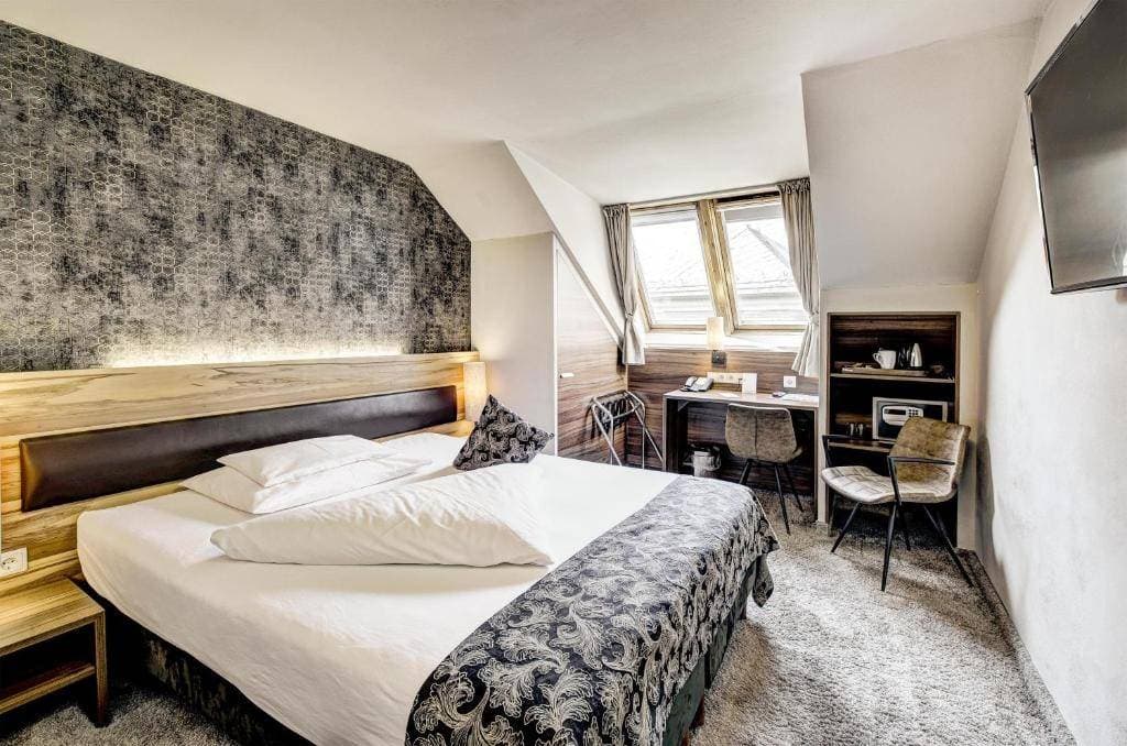 Goldener Adler Hotel & Restaurant 13