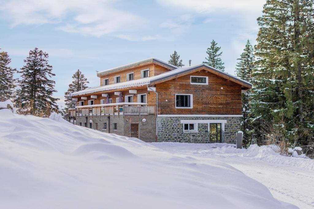 L'Etincelle Mountain Lodge 1