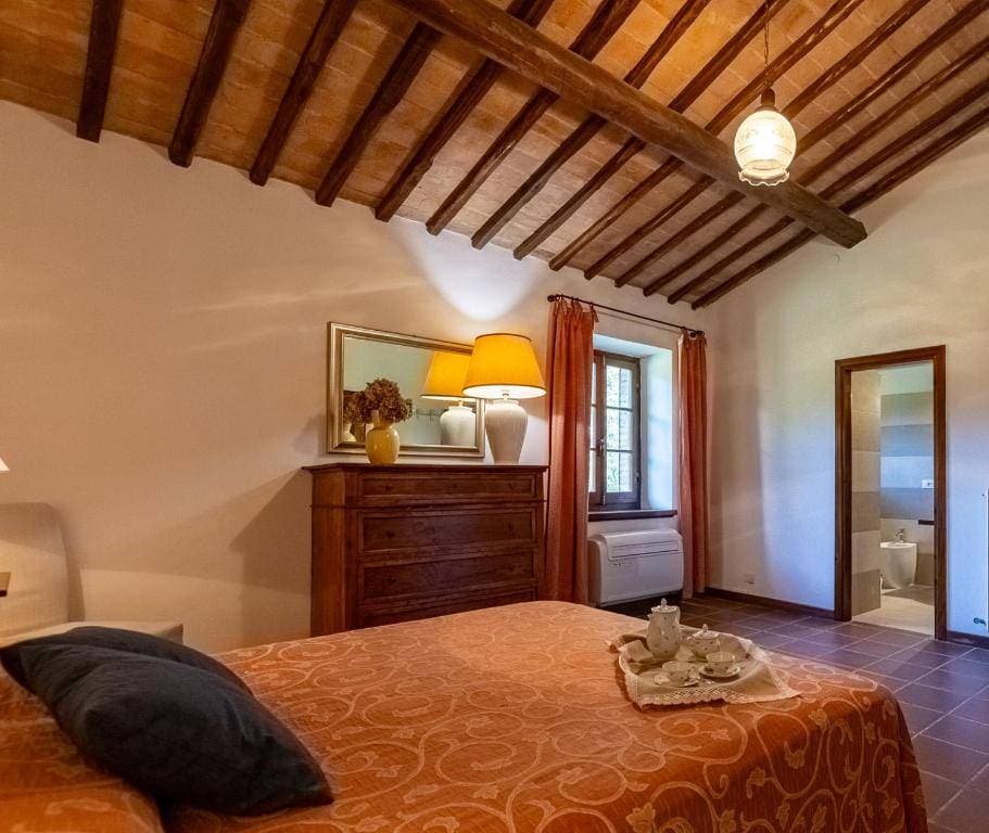 Agriturismo Palazzo Bello & Chieteno 23