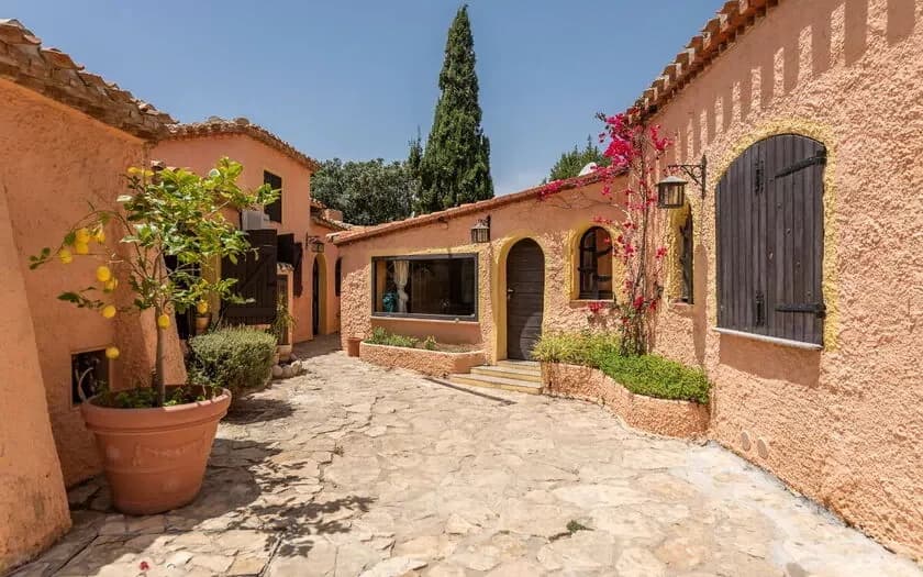 Villa Sardinia Star 35
