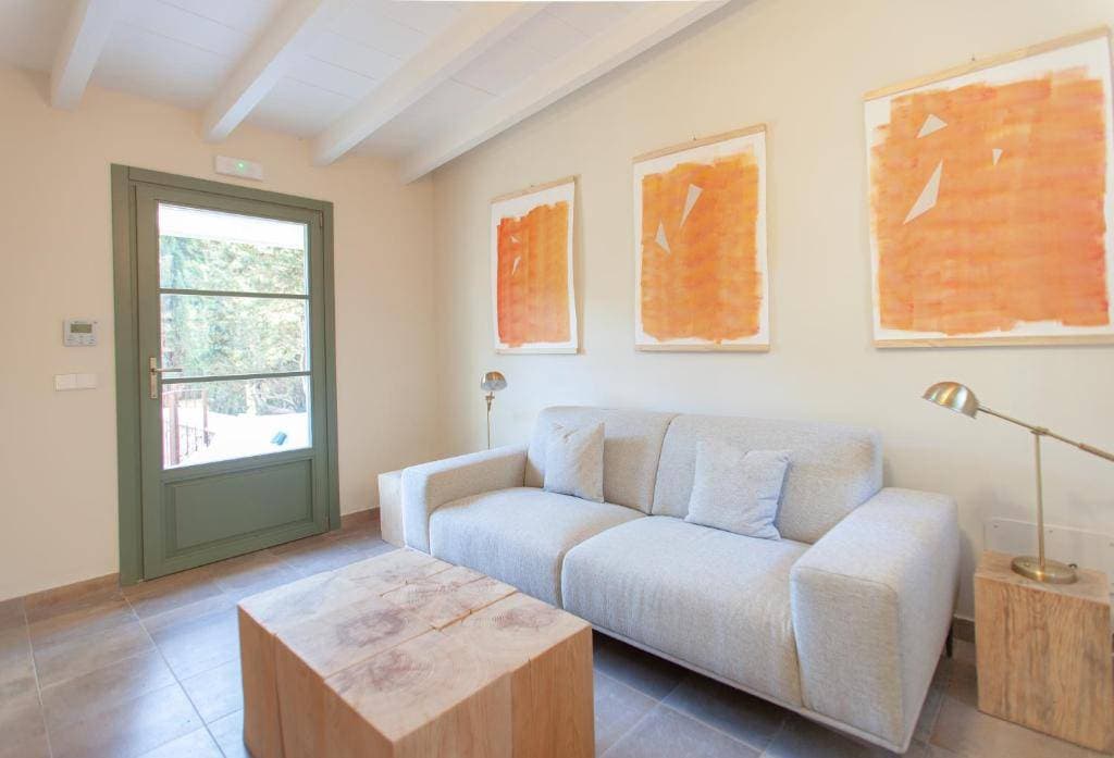 Rondaia Luxury Suites & Villas 16