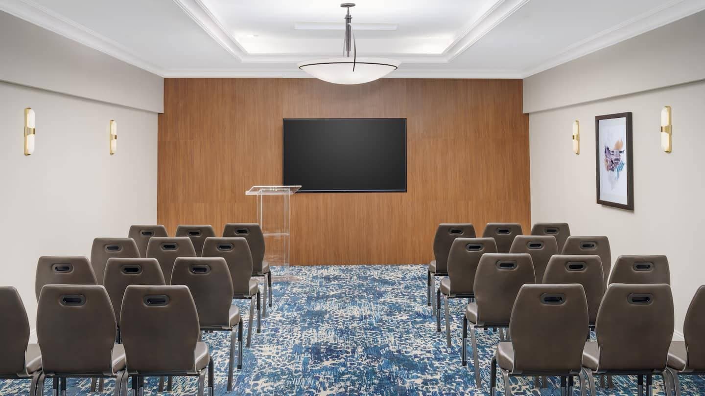 Hilton Charlotte University Place 12
