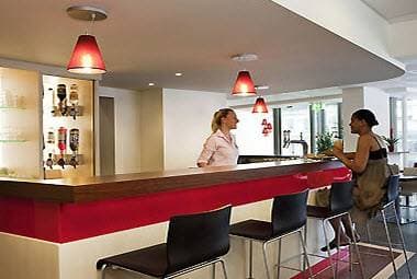 Ibis Lausanne Centre Hotel 3