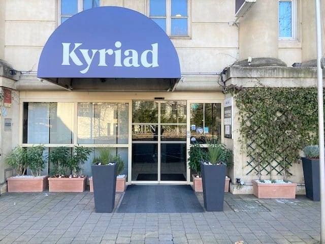 Kyriad Montpellier Centre Antigone 1