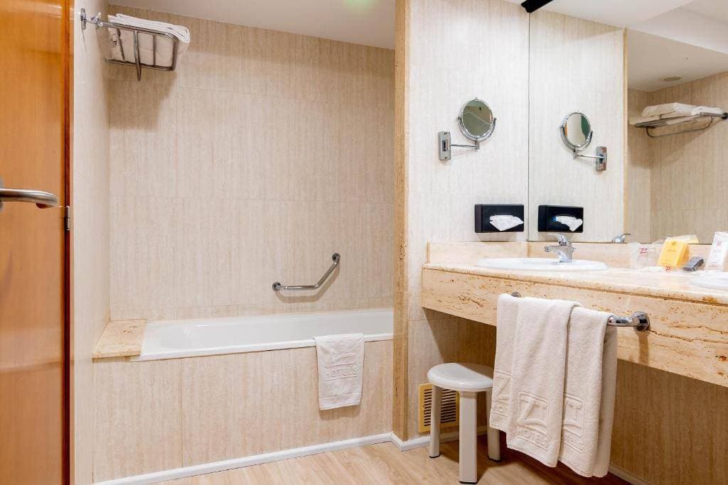Hotel & Spa Peñíscola Plaza Suites 16