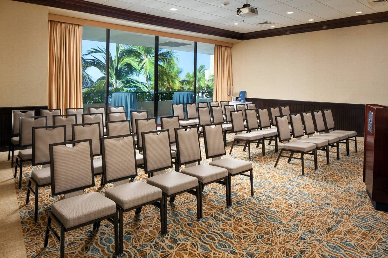 Sheraton Waikiki Beach Resort 17