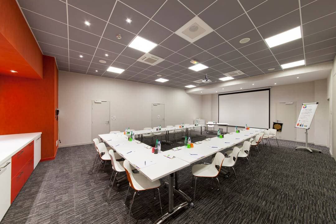 Ibis Styles Poitiers Centre 2