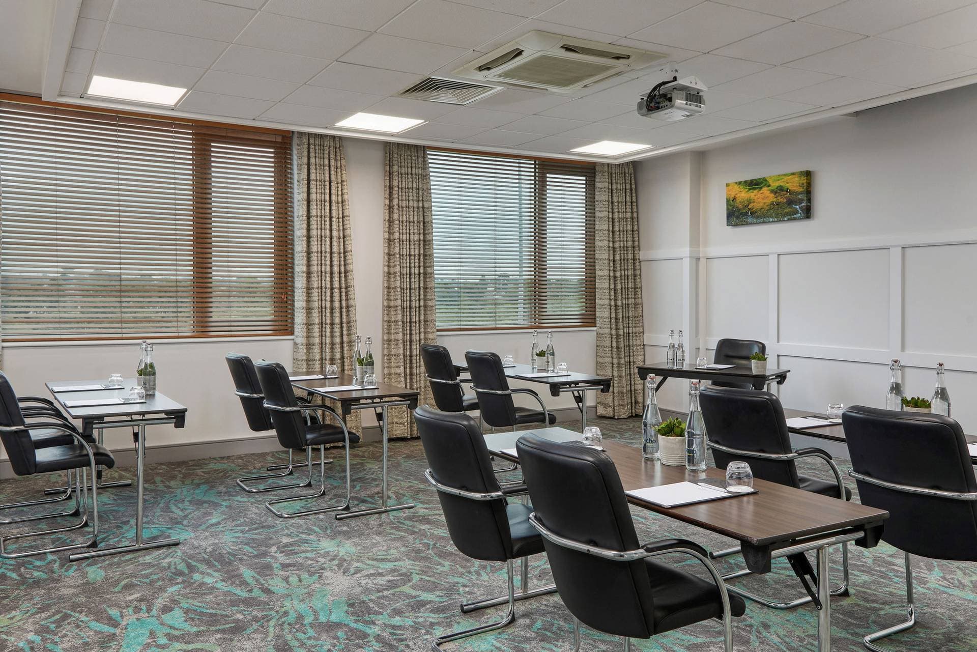 Crowne Plaza Hotel Dublin-Blanchardstown 8