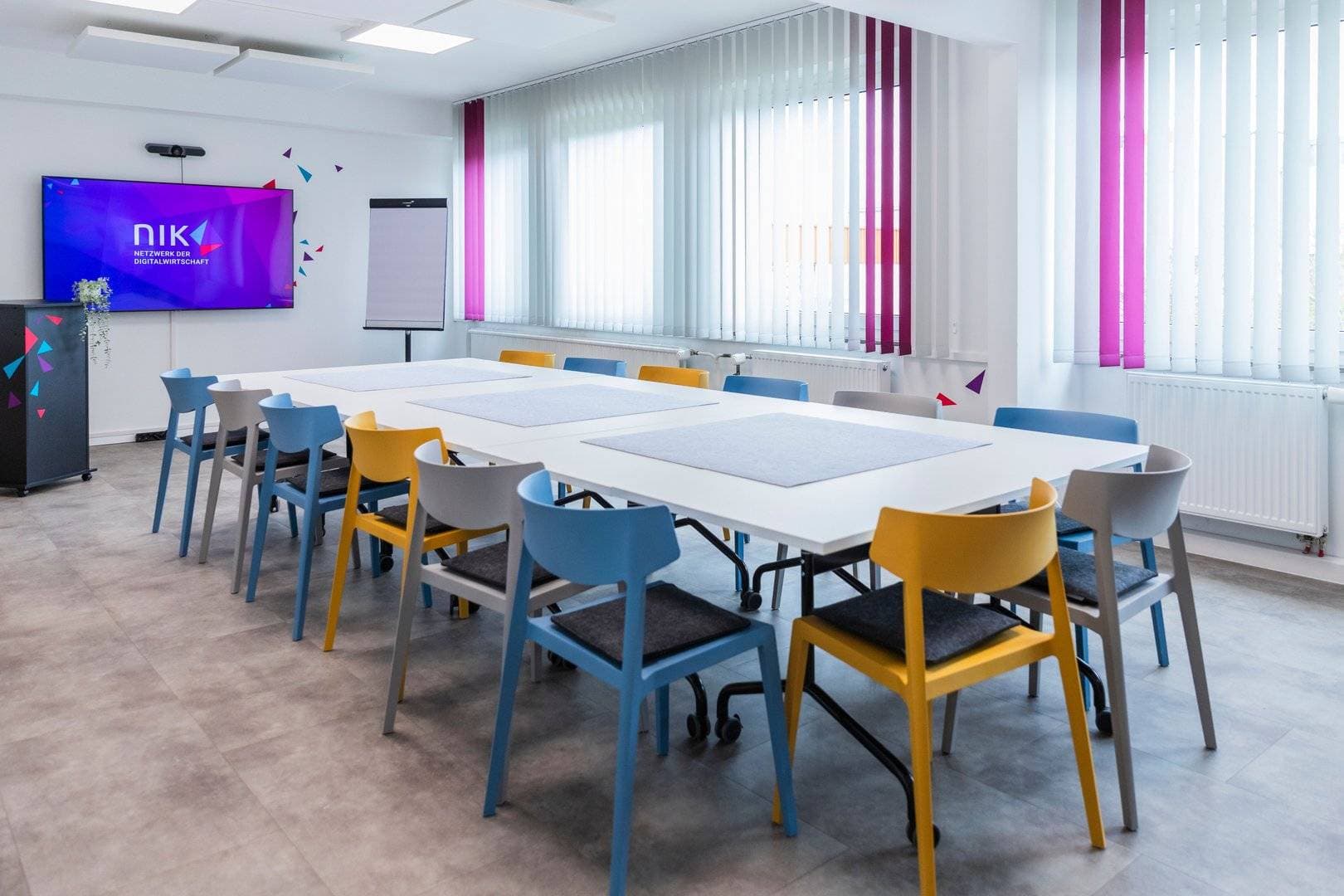 OM7 Business Innovation Center