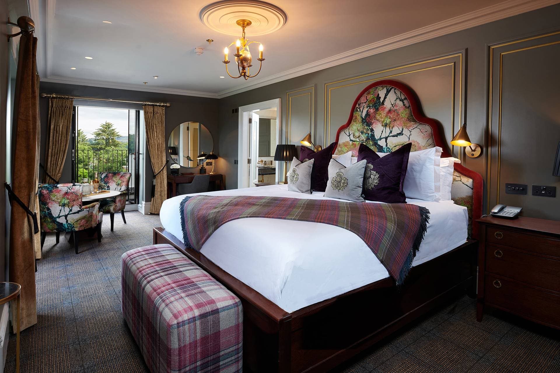 Cameron House 12