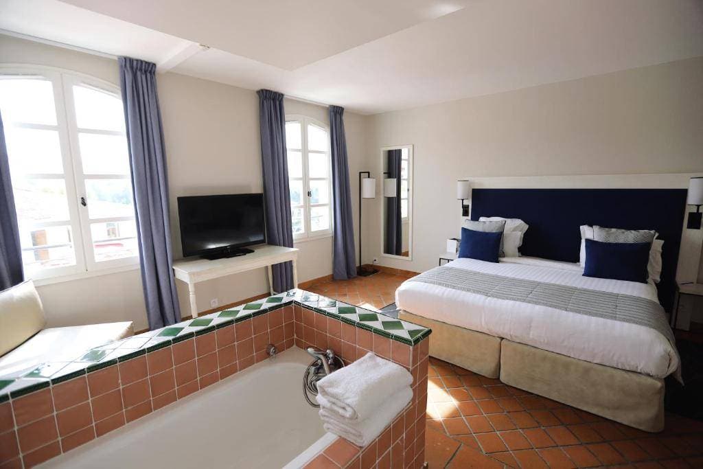 Le Frégate Provence 37