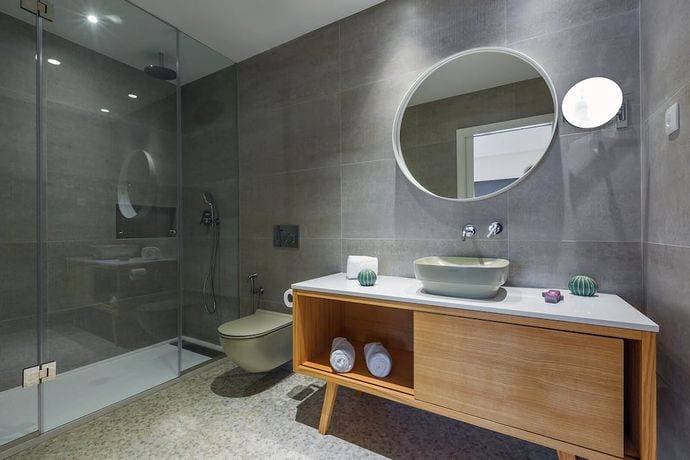 Three House Hotel 23