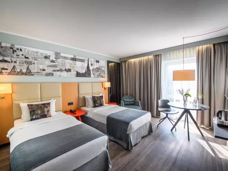 Holiday Inn Lübeck 6