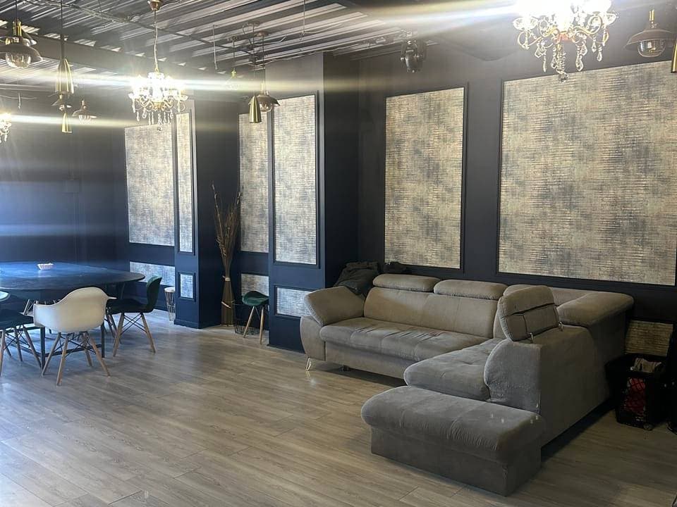 Salle de reception ou/et studio photo 3