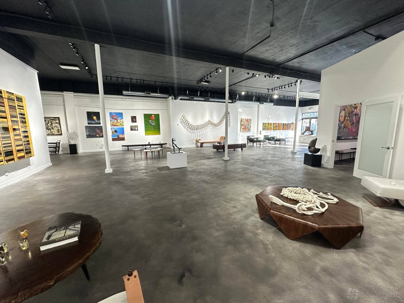 Emporium B Gallery 10