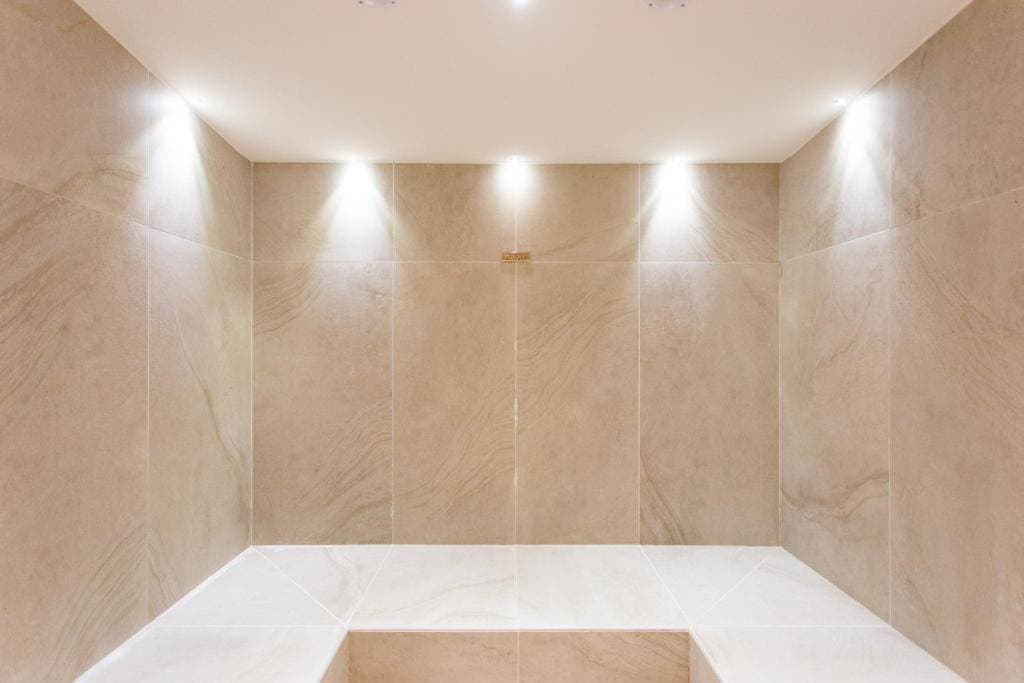 Hostellerie du Cheval Blanc 9