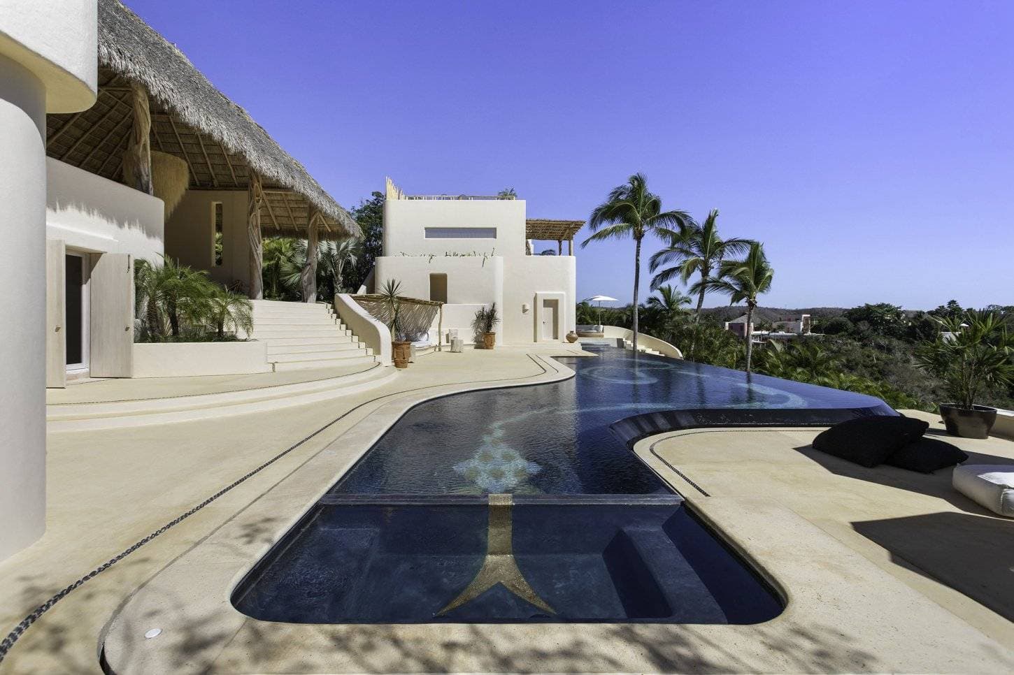 Casa Serpentine 5