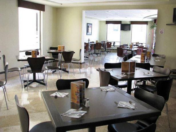 Hotel Alameda Express 6