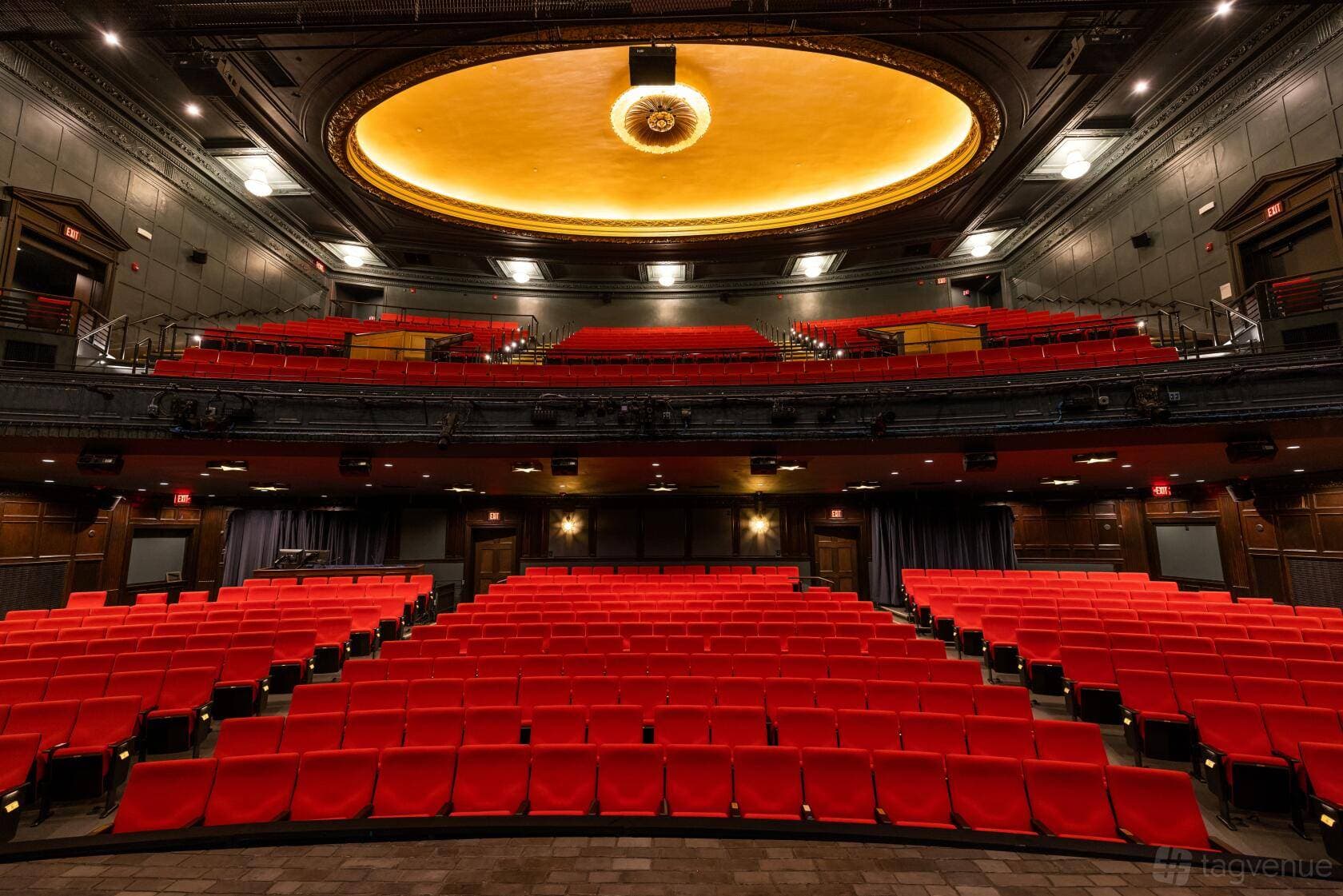 The Huntington Theatre 10