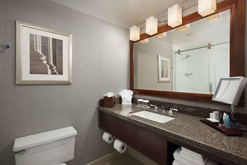 Sonesta Charlotte Lower South End 34