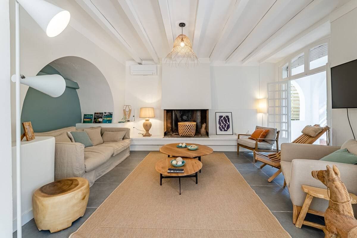 Le Domaine Maraspar Casssis 10