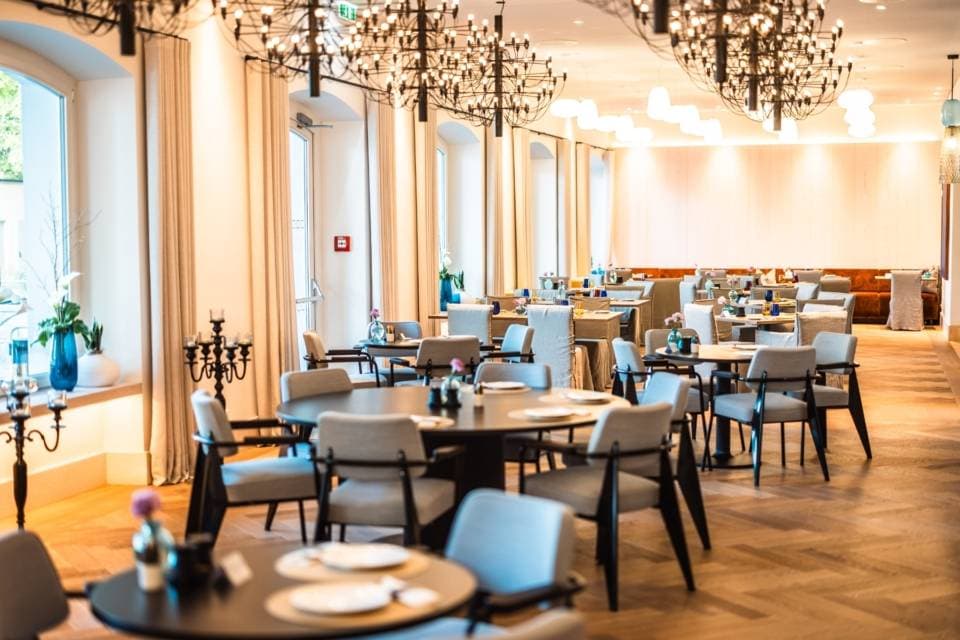 Seehotel am Kaiserstrand 9